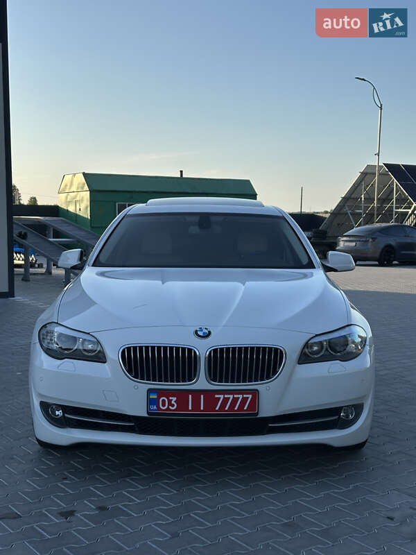BMW 5 Series 2012