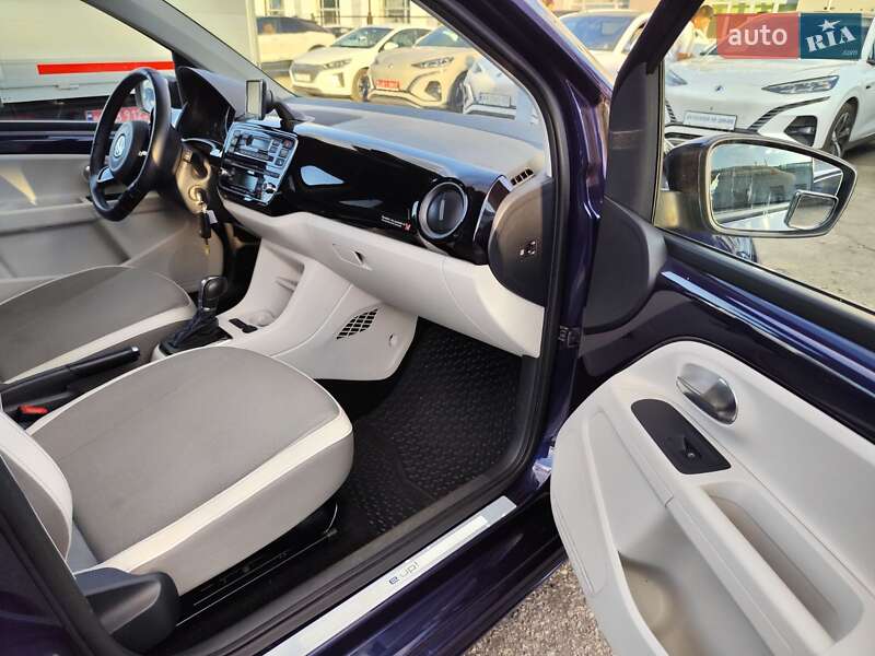 Volkswagen e-Up 2015