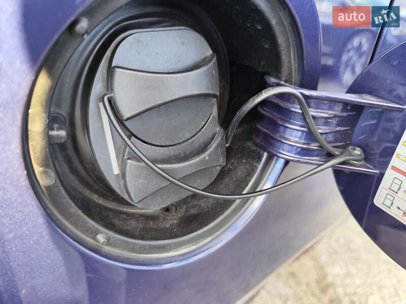 Volkswagen e-Up 2015