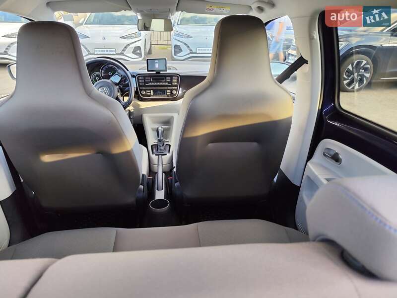 Volkswagen e-Up 2015