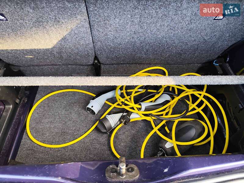 Volkswagen e-Up 2015