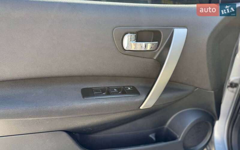 Nissan Qashqai+2 2013