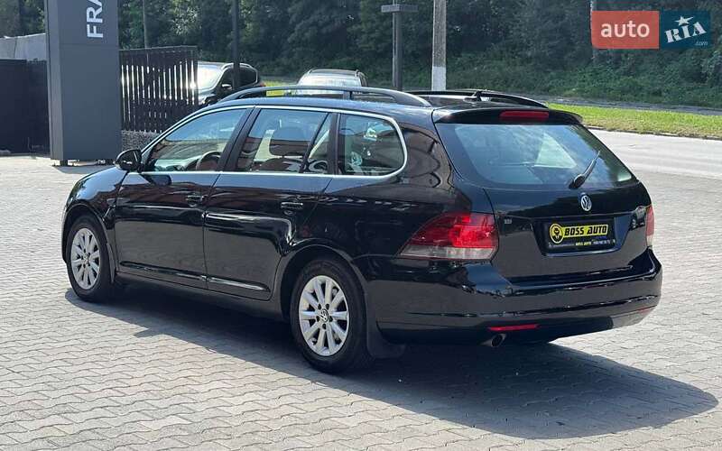 Volkswagen Golf 2011