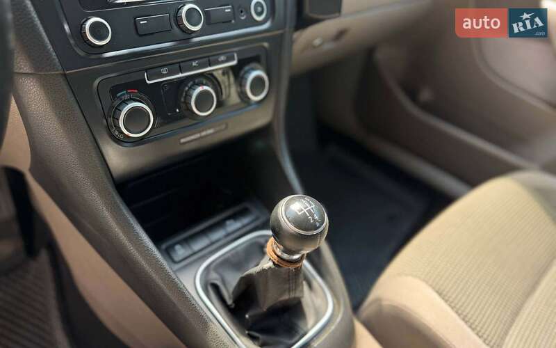 Volkswagen Golf 2011