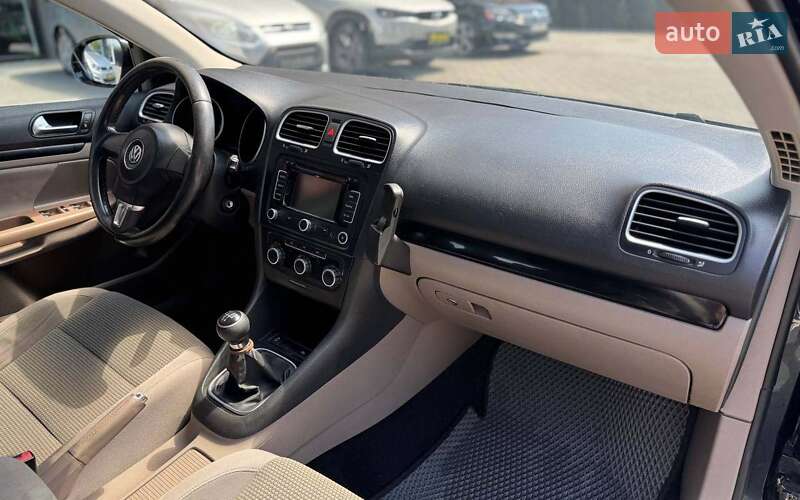 Volkswagen Golf 2011