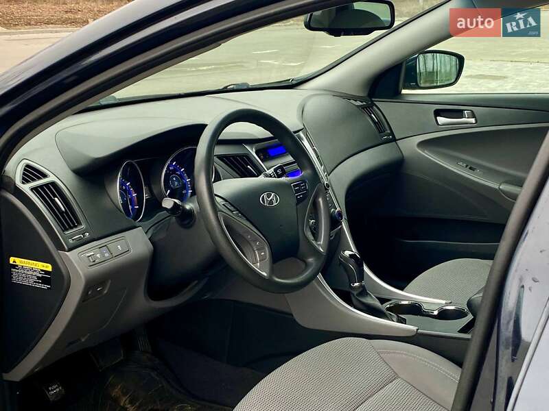 Hyundai-11