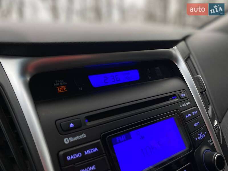 Hyundai-16