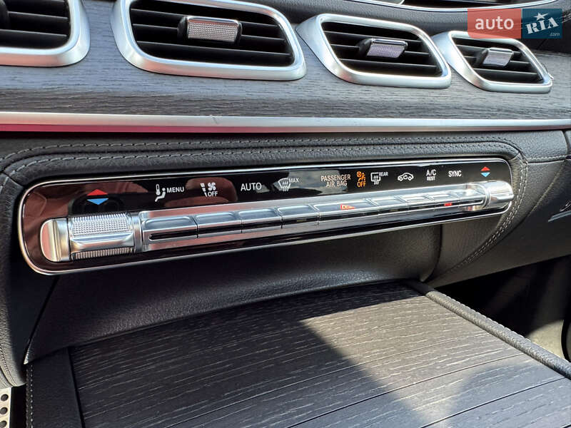 Mercedes-Benz GLS-Class 2021