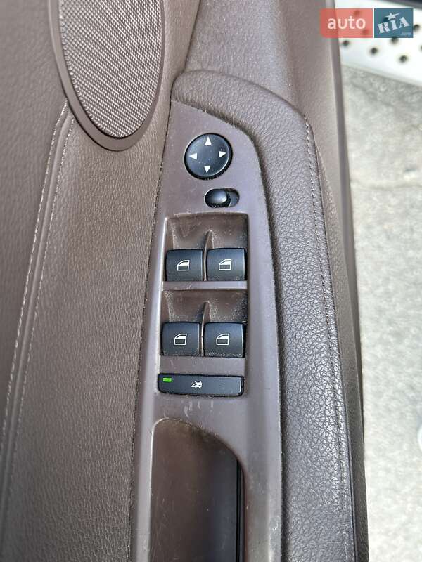 BMW-32