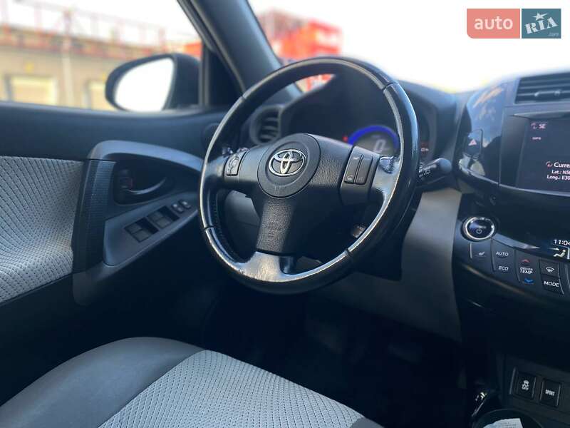 Toyota-26
