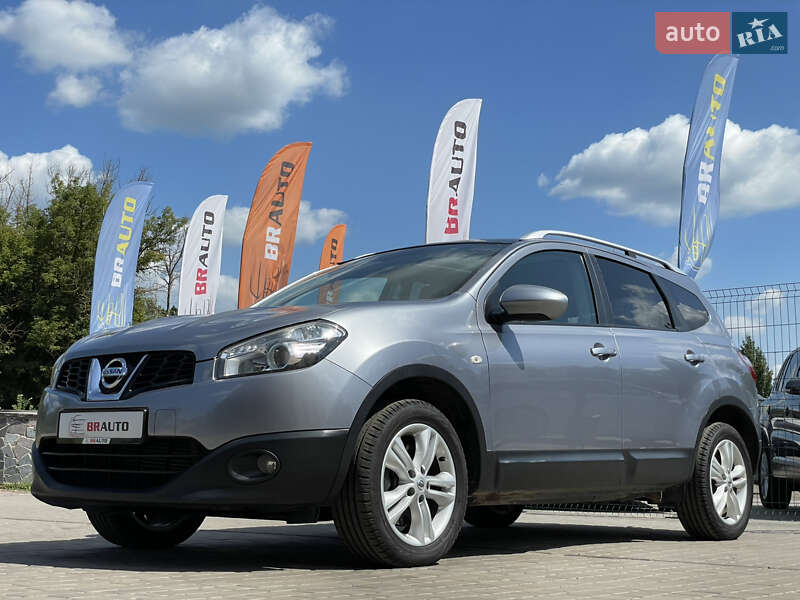 Nissan Qashqai+2 2011
