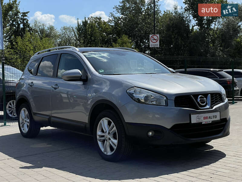 Nissan Qashqai+2 2011