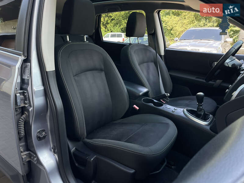 Nissan Qashqai+2 2011