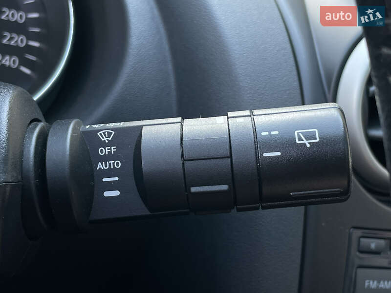 Nissan Qashqai+2 2011