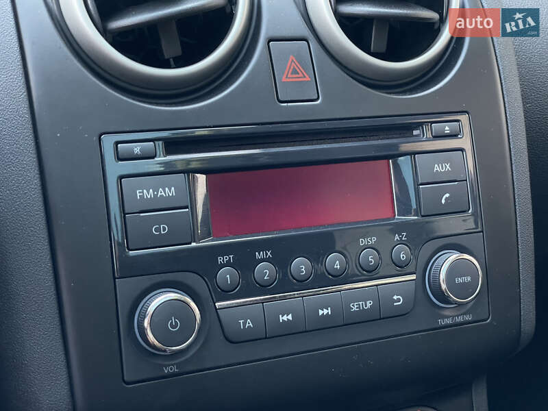 Nissan Qashqai+2 2011