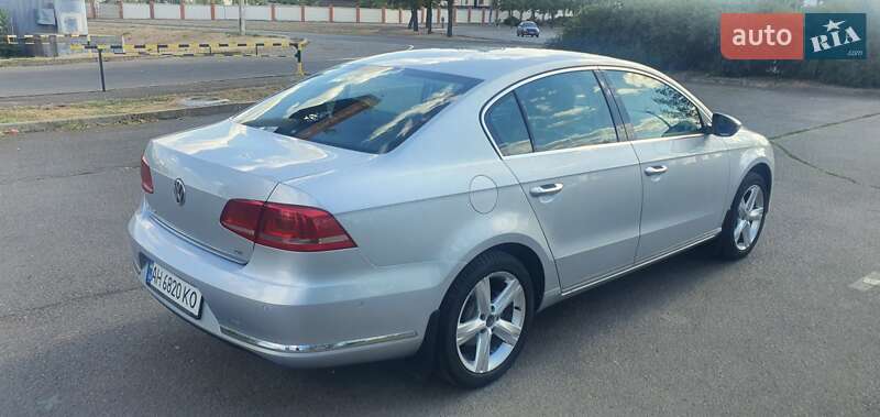 Volkswagen Passat 2011