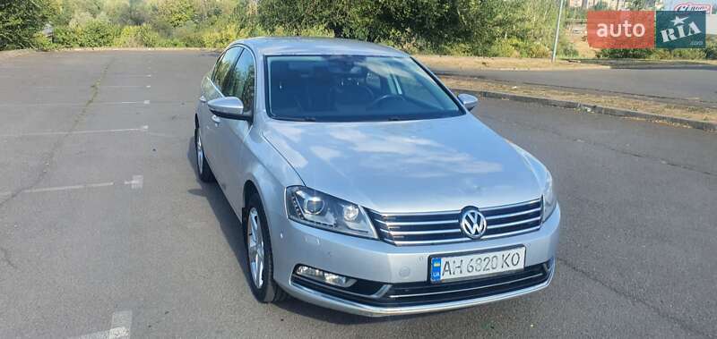 Volkswagen Passat 2011