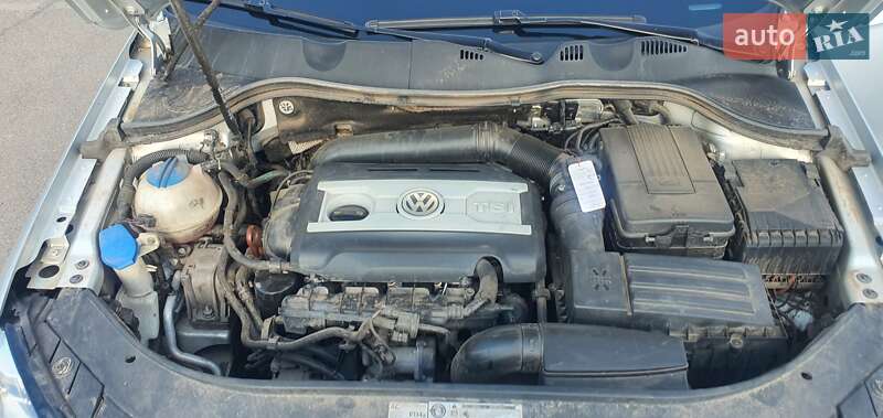 Volkswagen Passat 2011