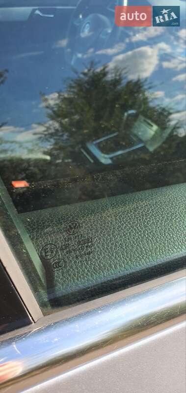 Volkswagen Passat 2011