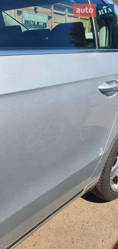 Volkswagen Passat 2011