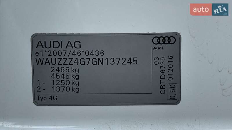 Audi-30
