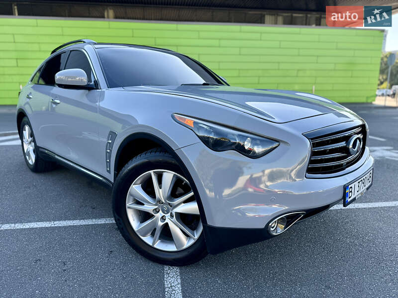 Infiniti-33