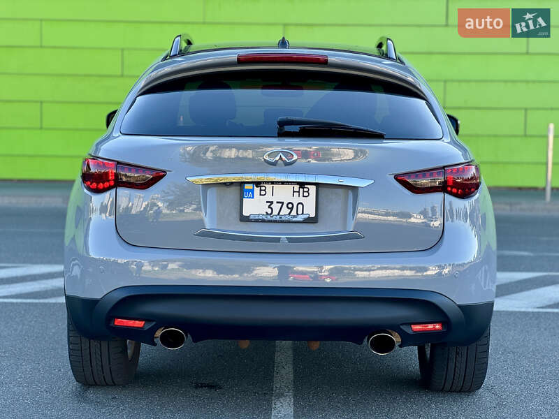 Infiniti-28