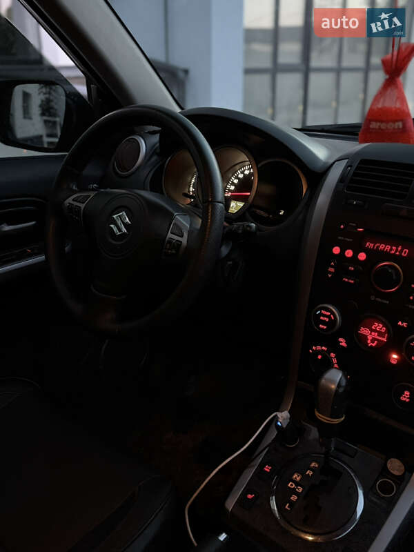 Suzuki Grand Vitara 2013