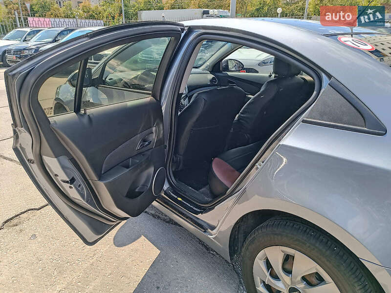 Chevrolet Cruze 2013