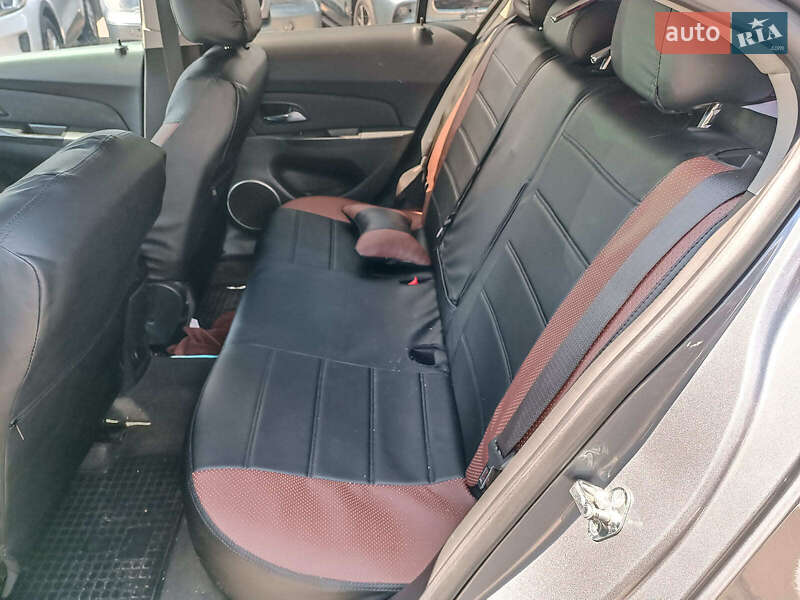 Chevrolet Cruze 2013