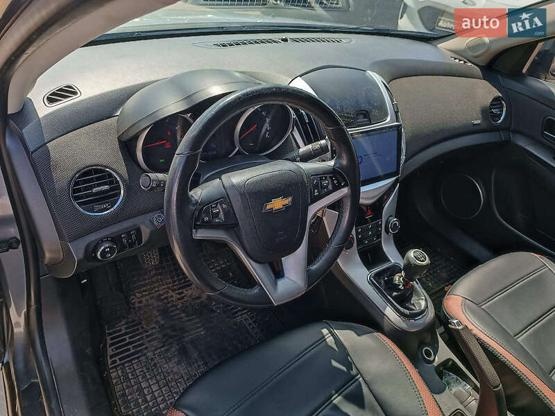 Chevrolet Cruze 2013