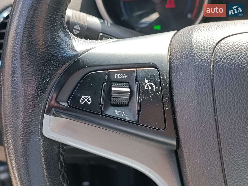 Chevrolet Cruze 2013