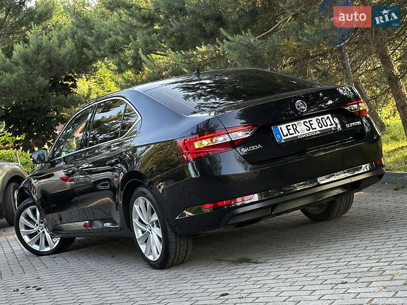 Skoda Superb 2016