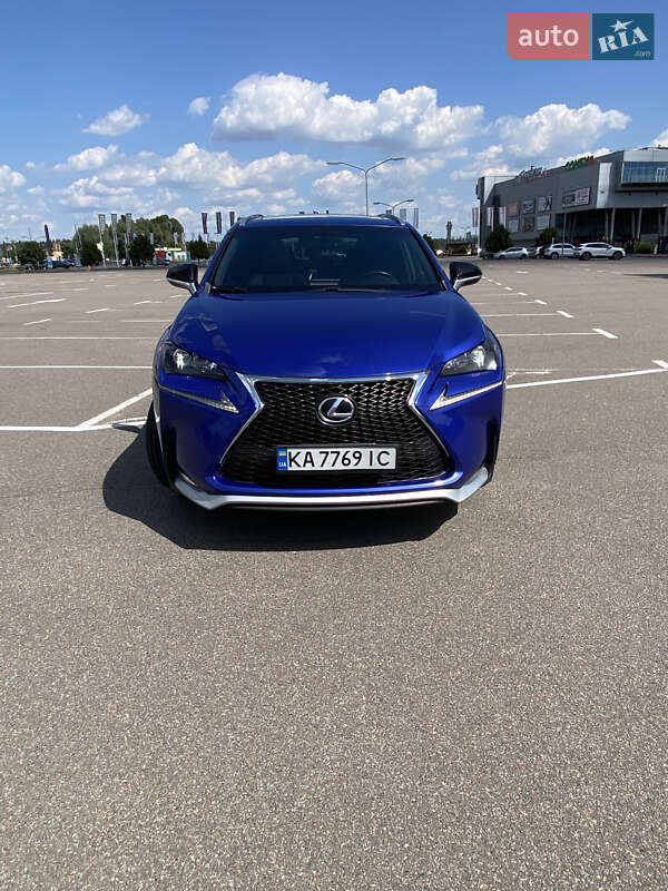 Lexus-8