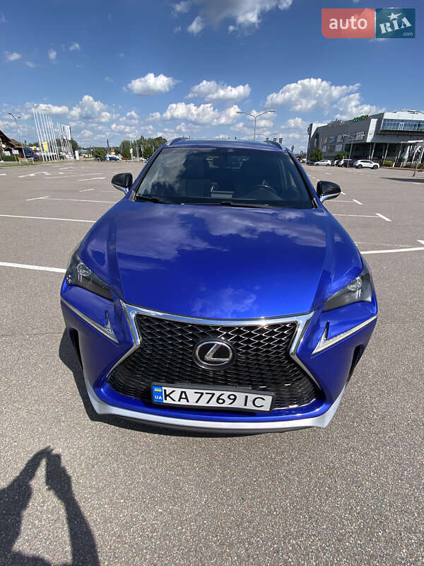 Lexus-27