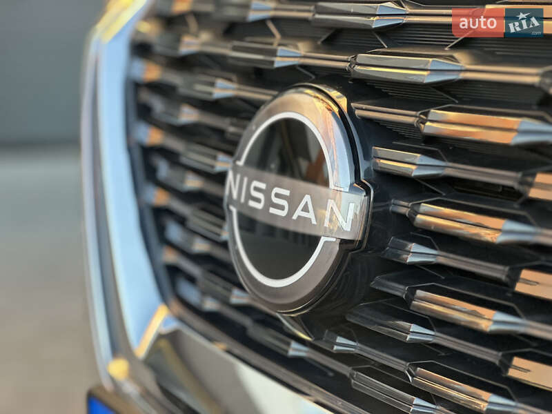 Nissan-14
