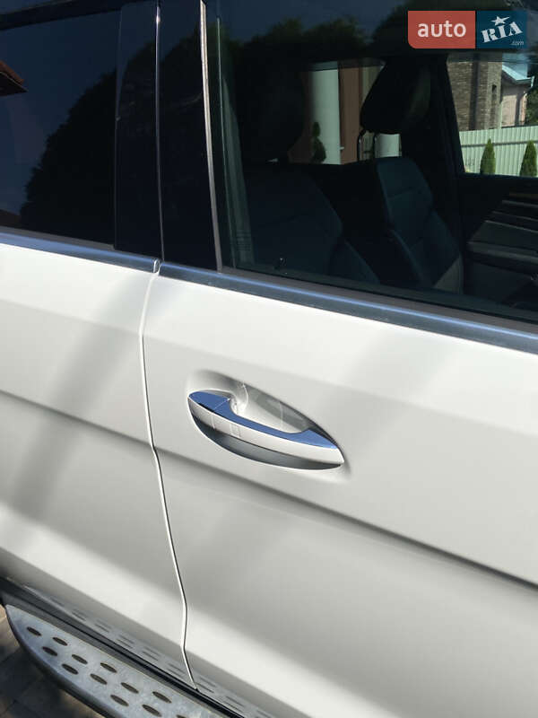 Mercedes-Benz M-Class 2015