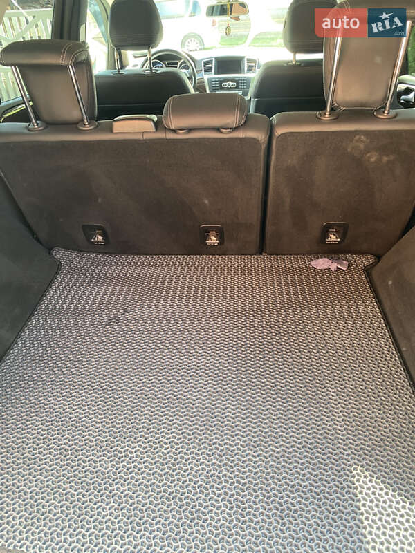 Mercedes-Benz M-Class 2015