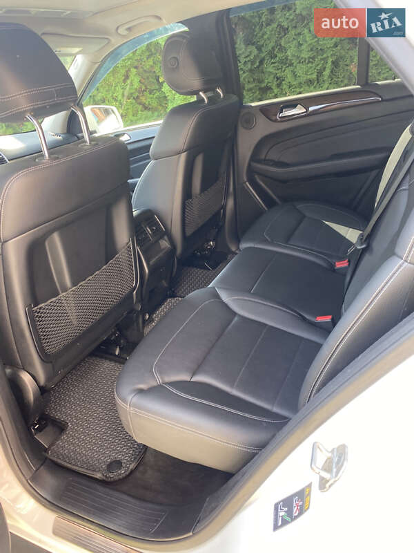 Mercedes-Benz M-Class 2015