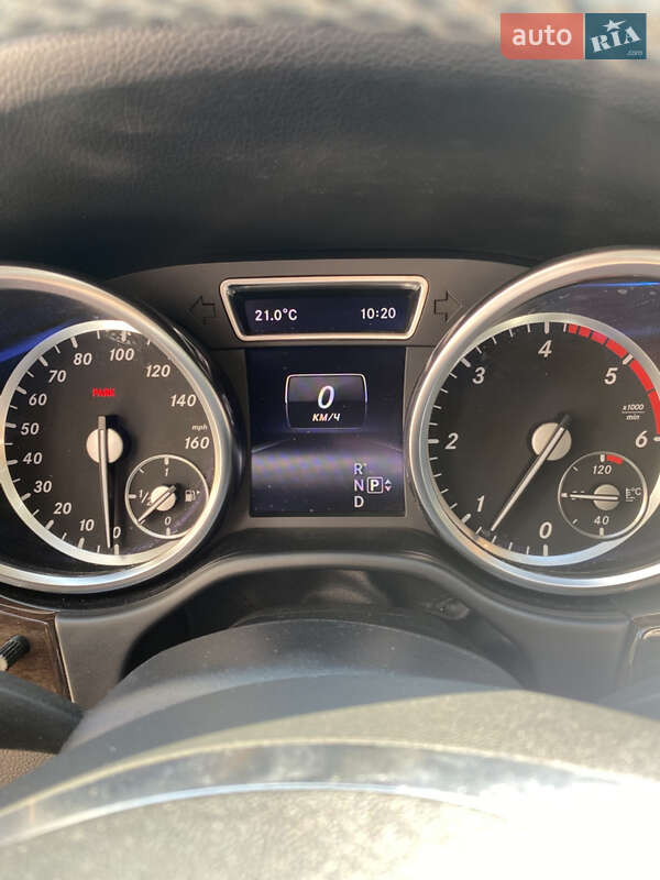 Mercedes-Benz M-Class 2015