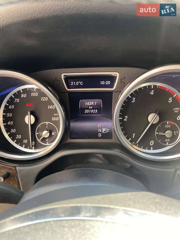 Mercedes-Benz M-Class 2015