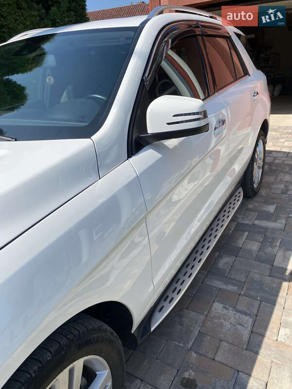 Mercedes-Benz M-Class 2015