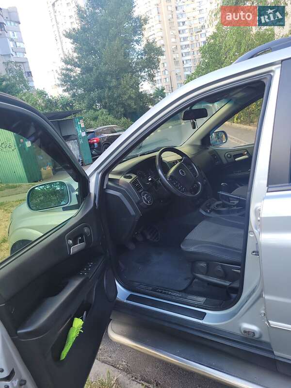 SsangYong Kyron 2010