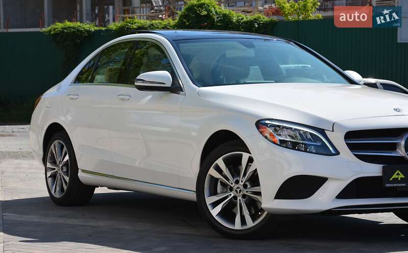 Mercedes-Benz-6