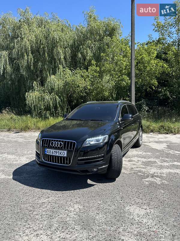 Audi-8