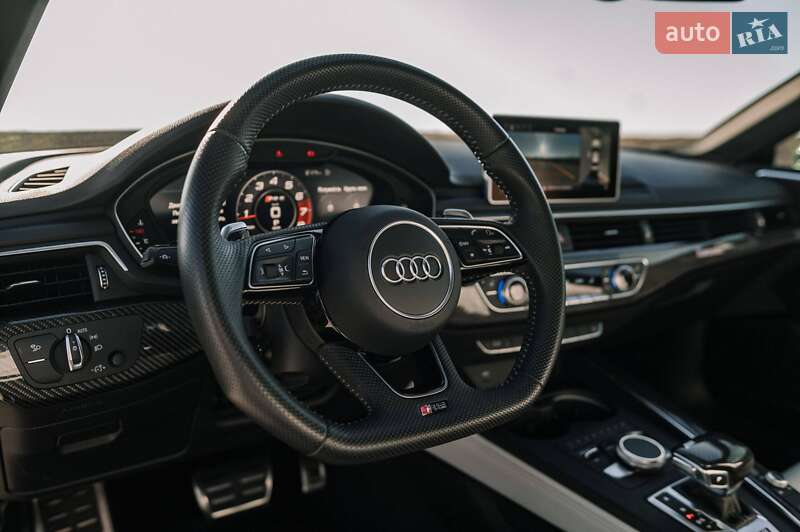 Audi-47