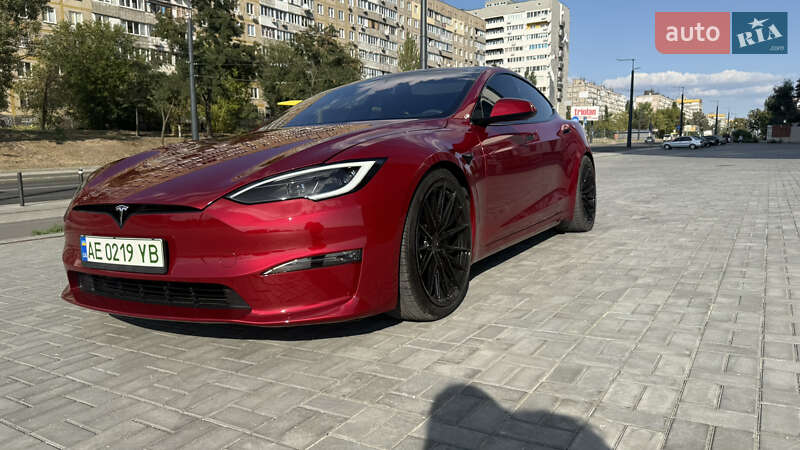 Tesla-38