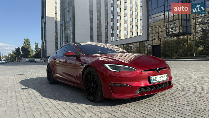 Tesla-34