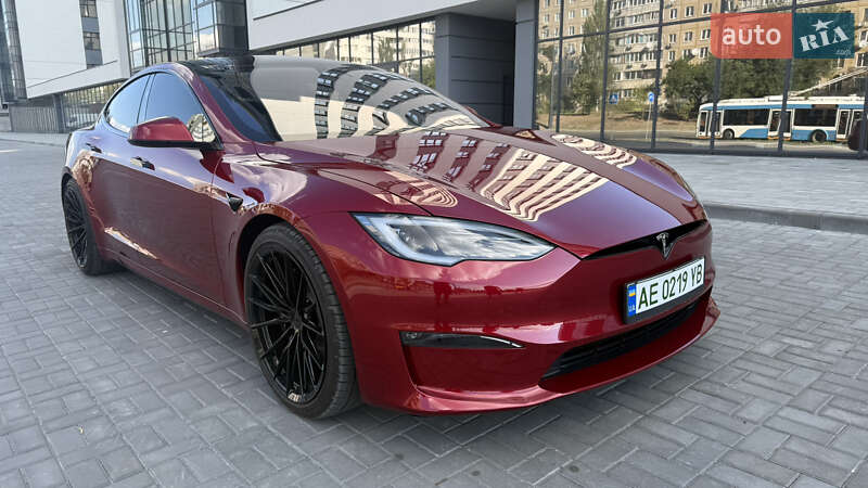 Tesla-5