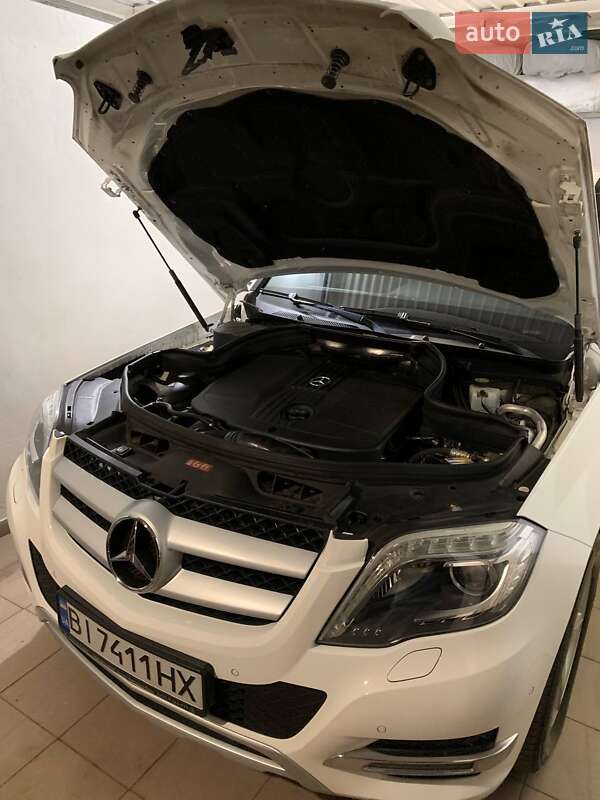 Mercedes-Benz-4